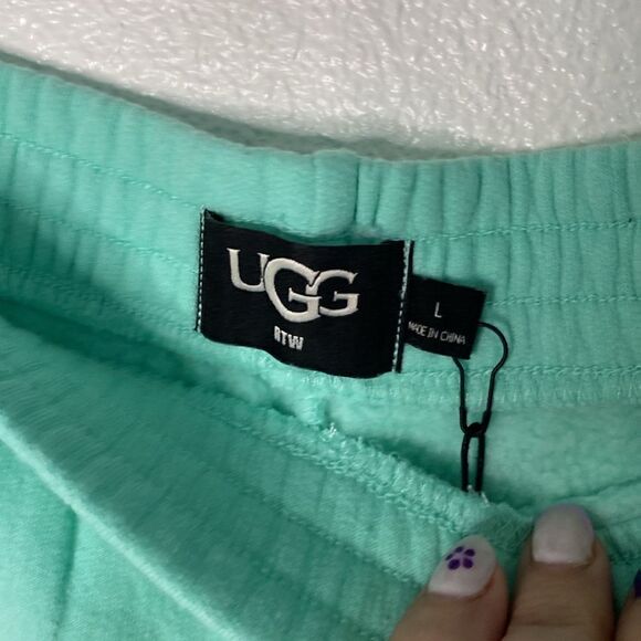 NWT- UGG-Nono short- peppermint green neon pink stitched logo- Size Large - Picture 6 of 9